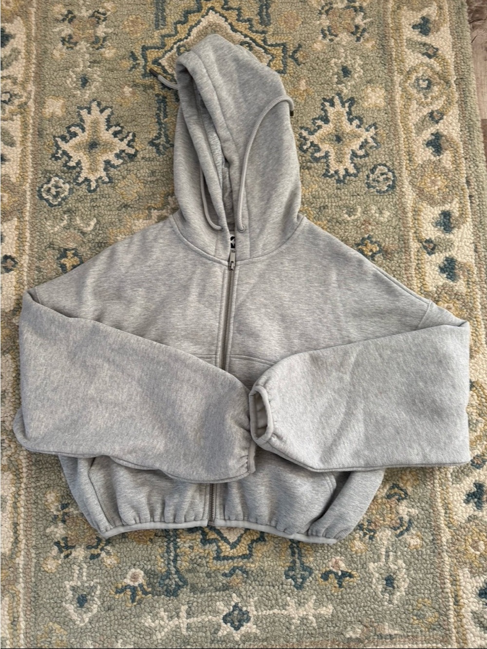 KBB women's cropped zip up jacket